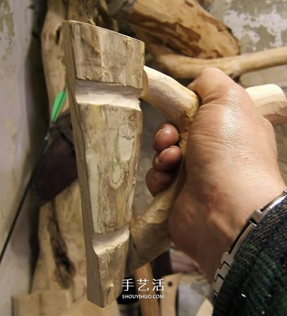原木制作粗獷啤酒杯 自制大號啤酒杯的過程 -  rpnrmr.com