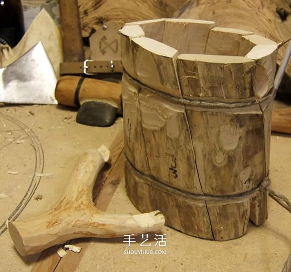 原木制作粗獷啤酒杯 自制大號啤酒杯的過程 -  rpnrmr.com