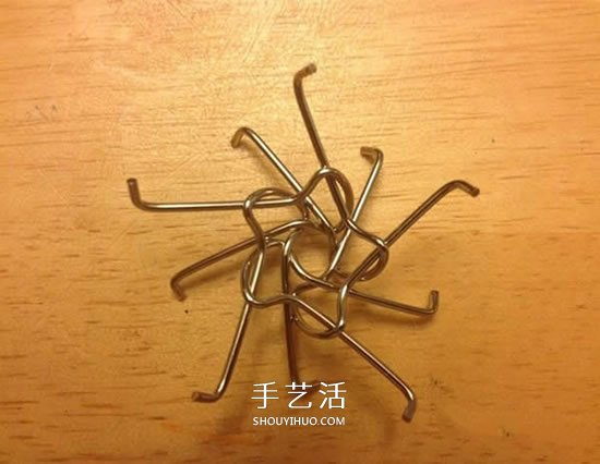 長(zhǎng)尾票夾做立體五角星 DIY票夾五角星圖解 -  rpnrmr.com