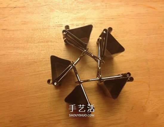 長(zhǎng)尾票夾做立體五角星 DIY票夾五角星圖解 -  rpnrmr.com