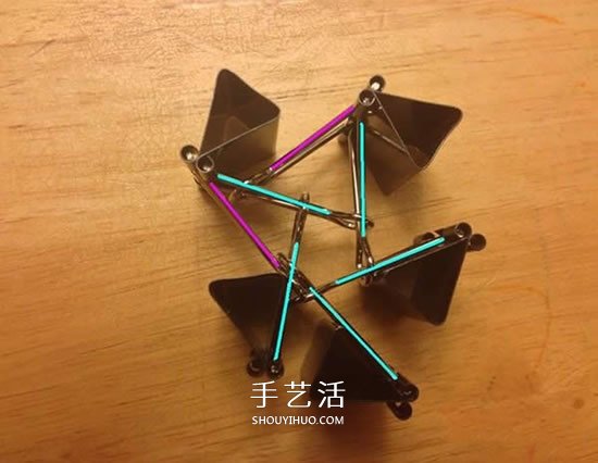 長(zhǎng)尾票夾做立體五角星 DIY票夾五角星圖解 -  rpnrmr.com