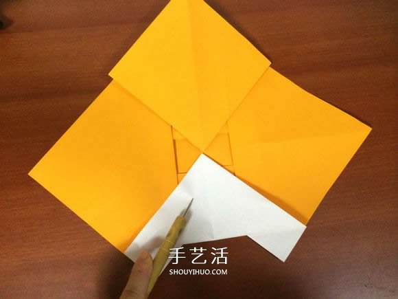 復(fù)雜立體跑車的折法 詳細(xì)折紙跑車圖解步驟 -  rpnrmr.com