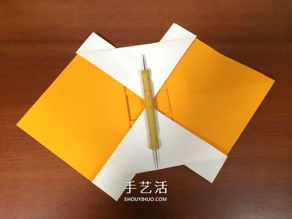 復(fù)雜立體跑車的折法 詳細(xì)折紙跑車圖解步驟 -  rpnrmr.com