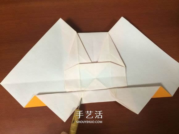 復(fù)雜立體跑車的折法 詳細(xì)折紙跑車圖解步驟 -  rpnrmr.com