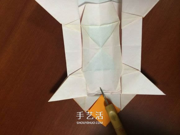 復(fù)雜立體跑車的折法 詳細(xì)折紙跑車圖解步驟 -  rpnrmr.com