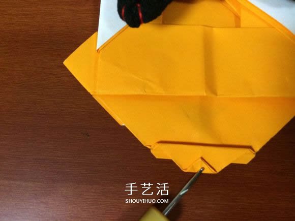 復(fù)雜立體跑車的折法 詳細(xì)折紙跑車圖解步驟 -  rpnrmr.com