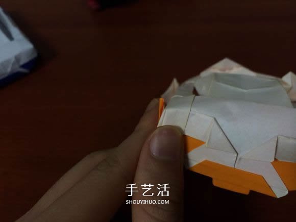 復(fù)雜立體跑車的折法 詳細(xì)折紙跑車圖解步驟 -  rpnrmr.com