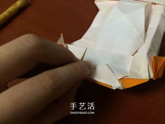 復(fù)雜立體跑車的折法 詳細(xì)折紙跑車圖解步驟 -  rpnrmr.com