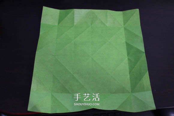耐克標(biāo)志的折紙方法 怎么折NIKE標(biāo)志的圖解 -  rpnrmr.com