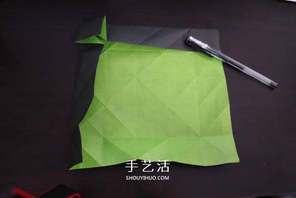 耐克標(biāo)志的折紙方法 怎么折NIKE標(biāo)志的圖解 -  rpnrmr.com