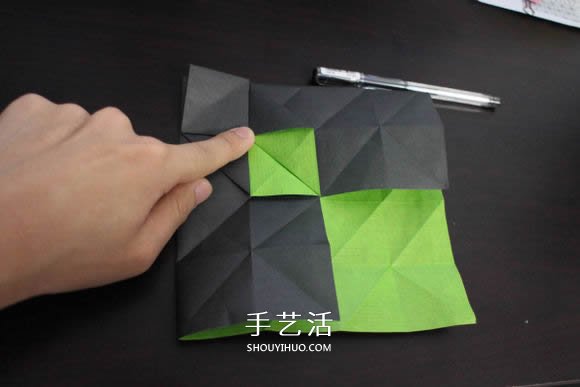 耐克標(biāo)志的折紙方法 怎么折NIKE標(biāo)志的圖解 -  rpnrmr.com