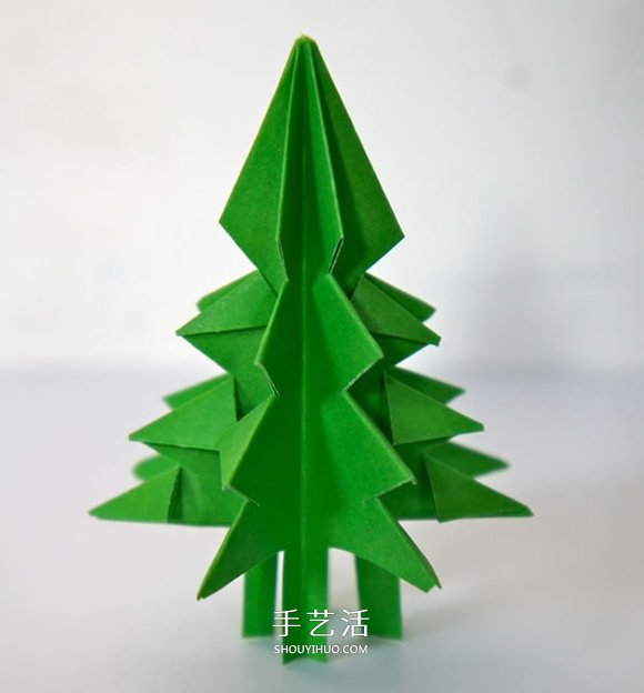 怎樣折立體圣誕樹(shù)圖解 兒童立體圣誕樹(shù)的折法 -  rpnrmr.com
