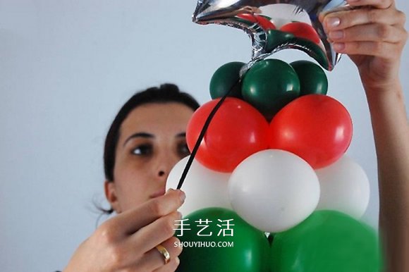 氣球做圣誕樹(shù)的方法 自制氣球圣誕樹(shù)手工制作 -  rpnrmr.com
