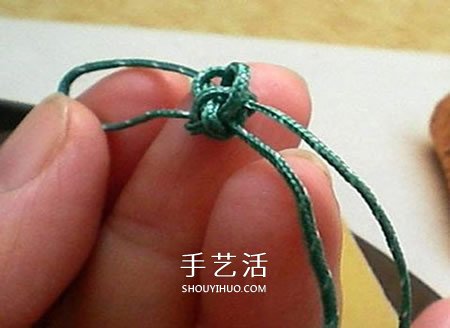 圣誕樹小掛件的編法 手工編織圣誕樹掛飾圖解 -  rpnrmr.com