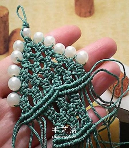 圣誕樹小掛件的編法 手工編織圣誕樹掛飾圖解 -  rpnrmr.com