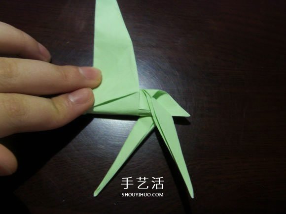 手工鶴舞折紙圖解教程 立體紙鶴的折法過程 -  rpnrmr.com