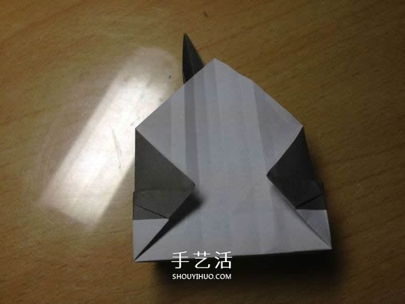 挖土機(jī)的折紙方法圖解 手工挖掘機(jī)的折法過程 -  rpnrmr.com