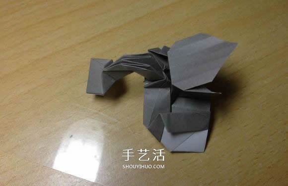挖土機(jī)的折紙方法圖解 手工挖掘機(jī)的折法過程 -  rpnrmr.com