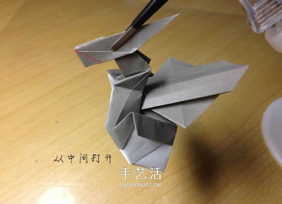 挖土機(jī)的折紙方法圖解 手工挖掘機(jī)的折法過程 -  rpnrmr.com