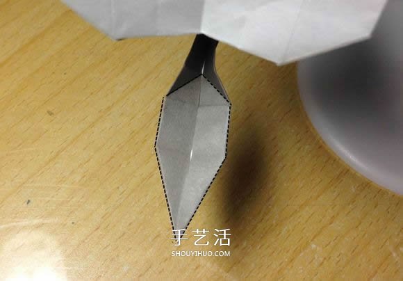 挖土機(jī)的折紙方法圖解 手工挖掘機(jī)的折法過程 -  rpnrmr.com