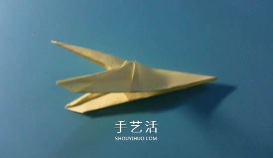 簡(jiǎn)單蜂鳥(niǎo)的折紙方法 手工折紙蜂鳥(niǎo)圖解教程 -  rpnrmr.com
