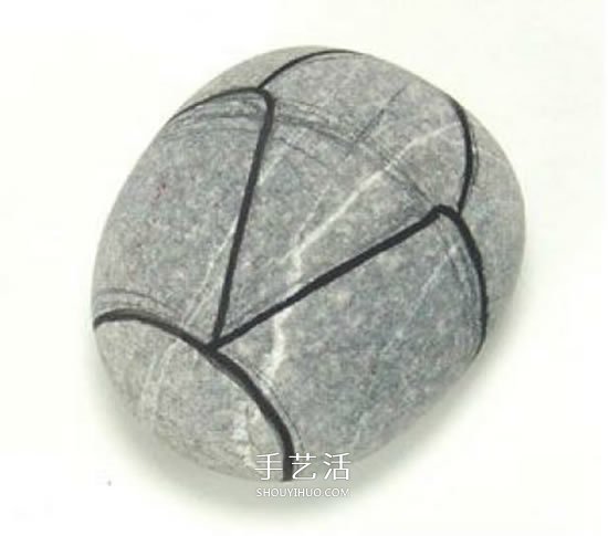 石頭畫七星瓢蟲的教程 簡(jiǎn)單七星瓢蟲石繪圖解 -  rpnrmr.com