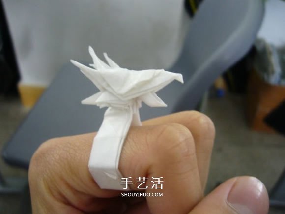 龍頭戒指的折紙方法 手工折紙龍頭戒圖解教程 -  rpnrmr.com