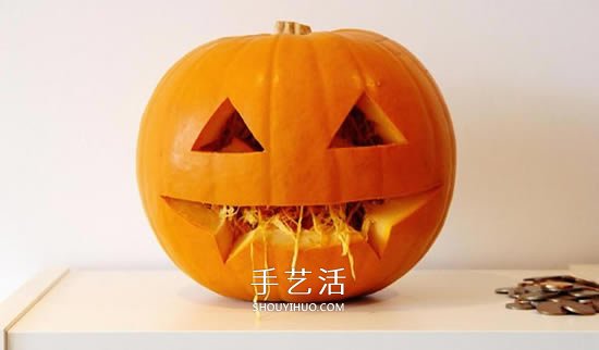 萬圣節(jié)南瓜燈的做法 用南瓜做南瓜燈的方法 -  rpnrmr.com