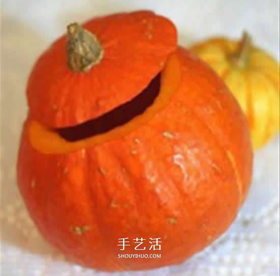 萬圣節(jié)南瓜燈的做法 用南瓜做南瓜燈的方法 -  rpnrmr.com