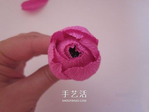 皺紋紙?zhí)枪ǖ淖龇?皺紋紙玫瑰花手工制作 -  rpnrmr.com