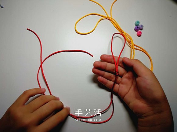 手工平結(jié)編法圖解教程 怎么編平結(jié)的方法步驟 -  rpnrmr.com