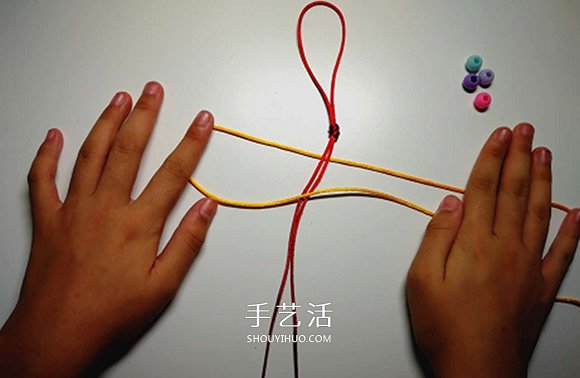手工平結(jié)編法圖解教程 怎么編平結(jié)的方法步驟 -  rpnrmr.com