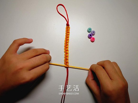 手工平結(jié)編法圖解教程 怎么編平結(jié)的方法步驟 -  rpnrmr.com