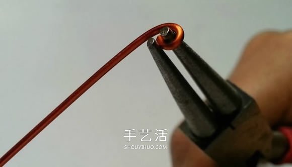 金屬絲制作高音符戒指 自制優(yōu)雅戒指的方法 -  rpnrmr.com
