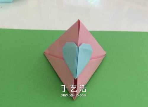 簡(jiǎn)單三角形紙盒的折法 帶愛(ài)心鎖的紙盒子折紙 -  rpnrmr.com