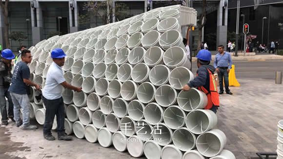 用水桶打造的裝置藝術(shù) 呼吁解決城市停車亂象 -  rpnrmr.com
