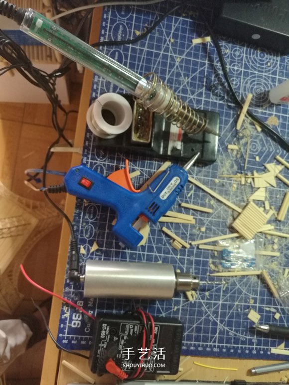 竹簽手工制作埃菲爾鐵塔模型的詳細(xì)圖解教程 -  rpnrmr.com