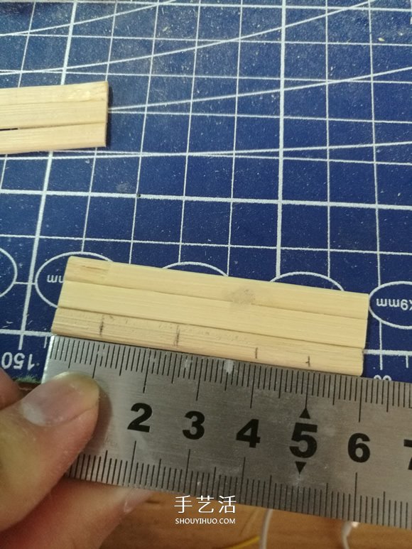竹簽手工制作埃菲爾鐵塔模型的詳細(xì)圖解教程 -  rpnrmr.com