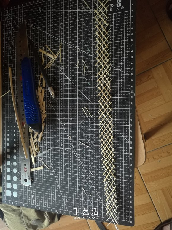 竹簽手工制作埃菲爾鐵塔模型的詳細(xì)圖解教程 -  rpnrmr.com