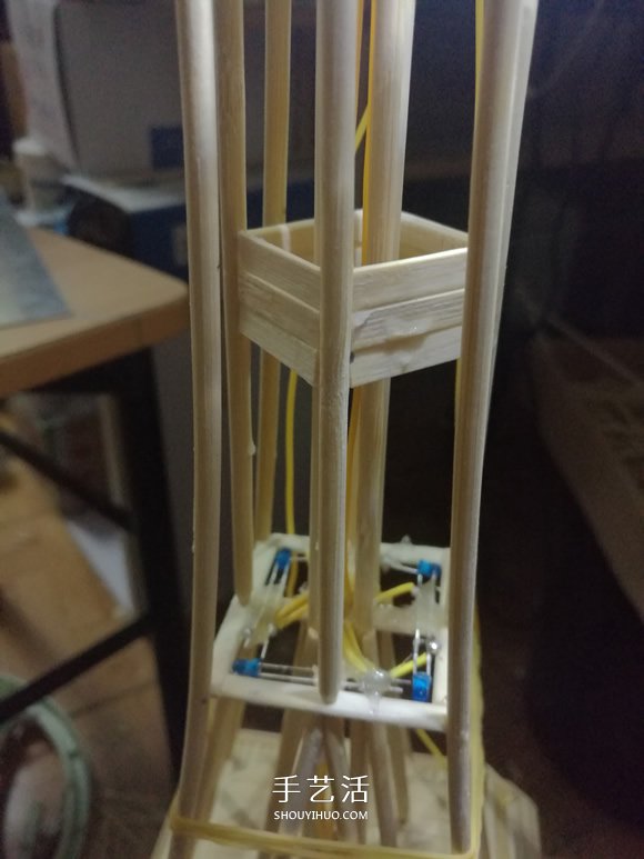 竹簽手工制作埃菲爾鐵塔模型的詳細(xì)圖解教程 -  rpnrmr.com