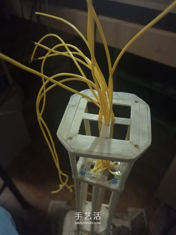 竹簽手工制作埃菲爾鐵塔模型的詳細(xì)圖解教程 -  rpnrmr.com