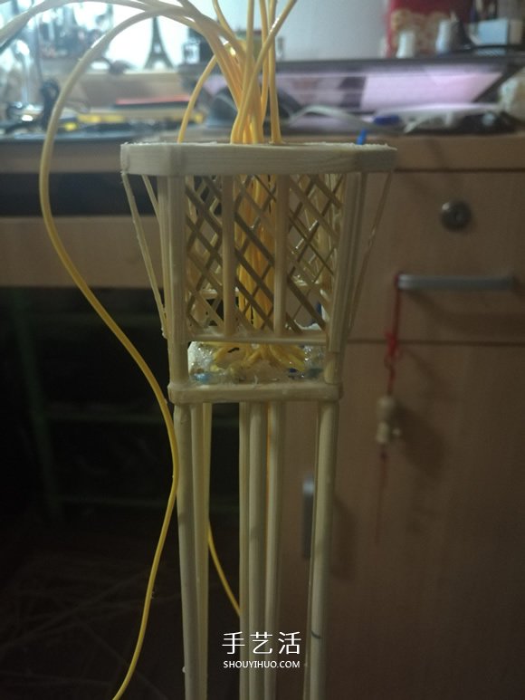 竹簽手工制作埃菲爾鐵塔模型的詳細(xì)圖解教程 -  rpnrmr.com