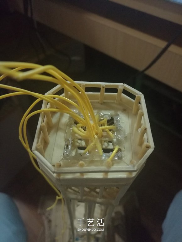 竹簽手工制作埃菲爾鐵塔模型的詳細(xì)圖解教程 -  rpnrmr.com