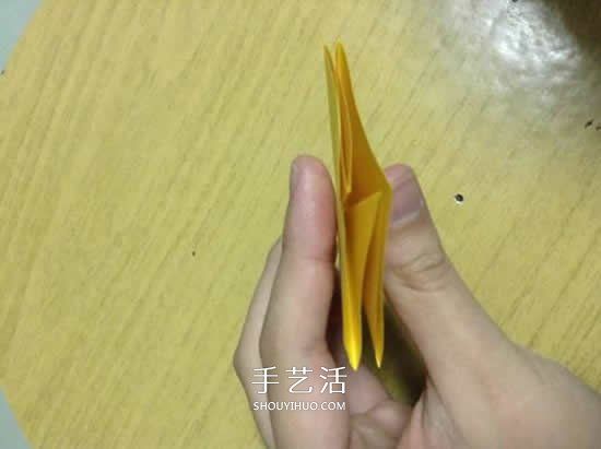 向日葵折紙步驟圖解 詳細(xì)折紙向日葵的方法 -  rpnrmr.com