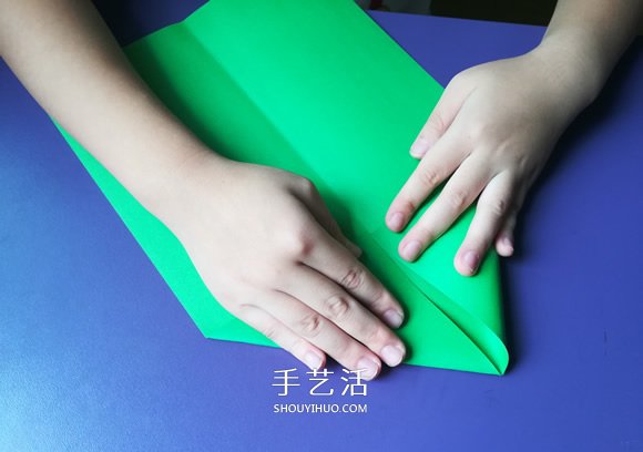 八歲小男孩的折紙分享 折紙戰(zhàn)斗機(jī)的圖解教程 -  rpnrmr.com