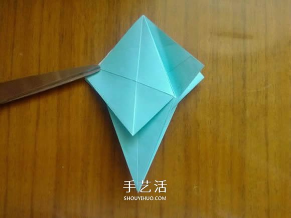 八瓣菊花的折法圖解 重陽節(jié)立體菊花折紙教程 -  rpnrmr.com