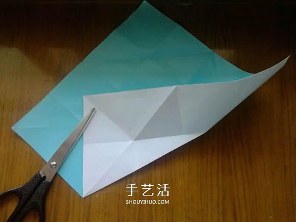 八瓣菊花的折法圖解 重陽節(jié)立體菊花折紙教程 -  rpnrmr.com