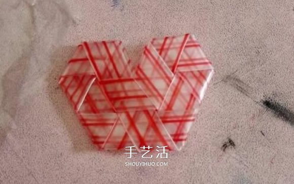 吸管折愛心怎么折圖解 吸管愛心的折法步驟 -  rpnrmr.com