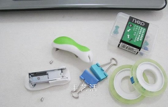 辦公用品手工制作摩托車(chē)模型的方法圖解 -  rpnrmr.com