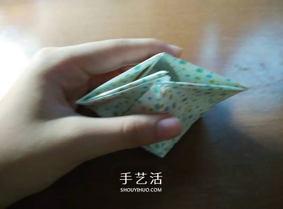 好玩魔術(shù)盒的折法圖解 可收縮盒子的折法步驟 -  rpnrmr.com